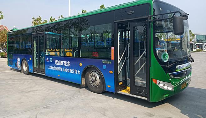 公交車(chē)身廣告