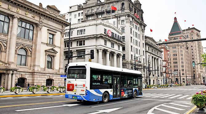 公交車(chē)身廣告