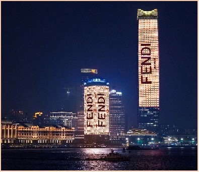 上海外灘國(guó)客中心浦江大屏廣告