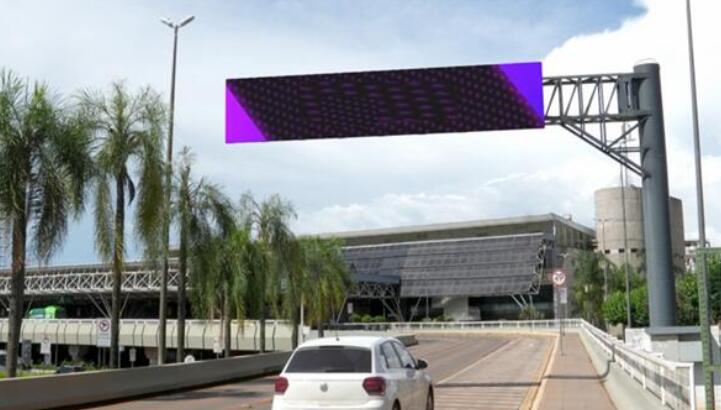 巴西利亞機(jī)場戶外廣告