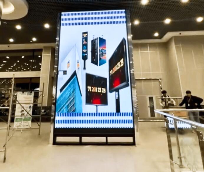 塔什干機(jī)場廣告