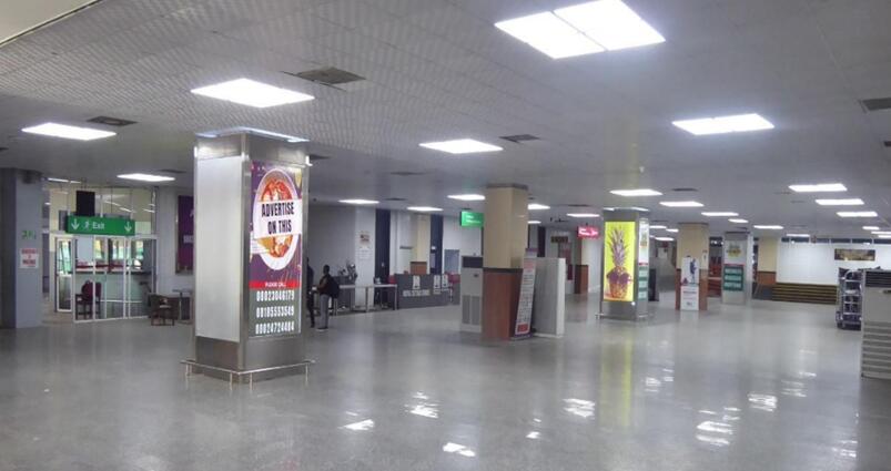 拉各斯機(jī)場廣告