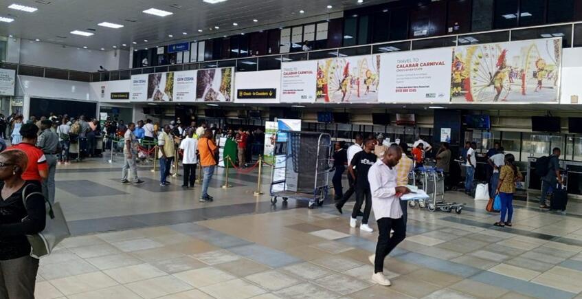 尼日利亞機(jī)場廣告