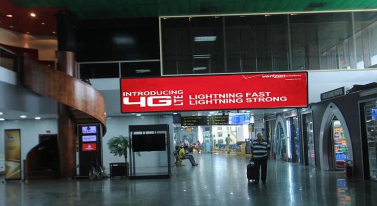 拉各斯機(jī)場廣告